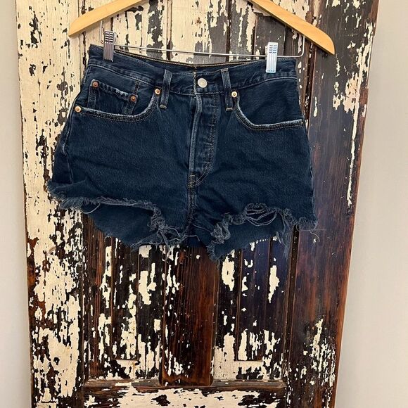 Levi’s Button Fly 501 shorts. Size 27. - Picture 1 of 13